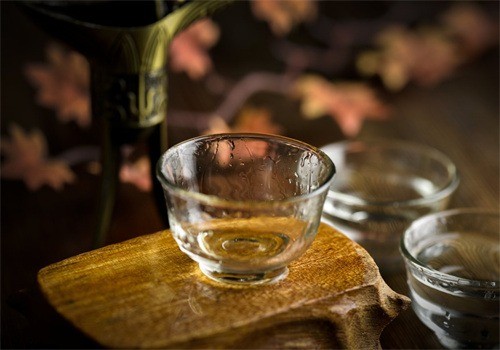 京鷹酒業(yè)加盟