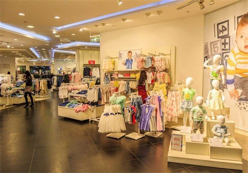 1+2童裝店加盟