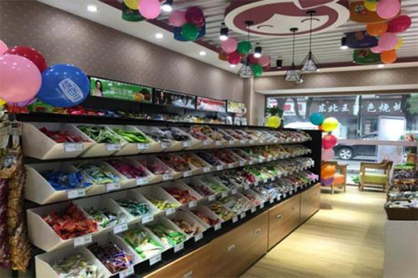 一麻袋零食折扣店加盟
