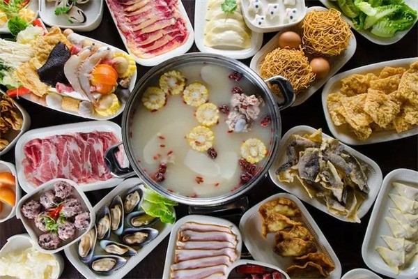 百匯臣藥膳養(yǎng)生火鍋加盟