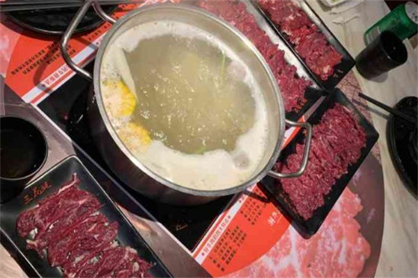 嘉記潮汕牛肉火鍋加盟