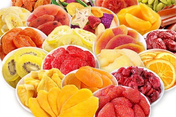 有趣點(diǎn)零食加盟