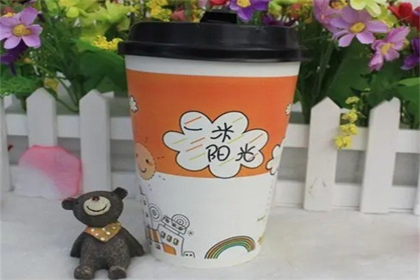 一米陽光奶茶店加盟