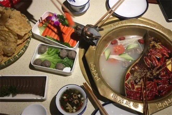 成都印象老火鍋加盟