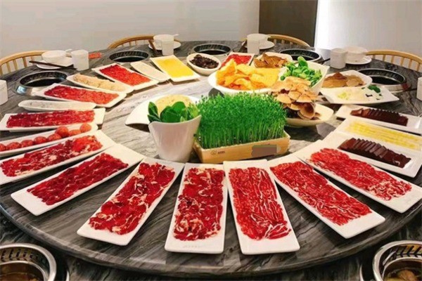 御尊皇牛潮汕牛肉火鍋加盟