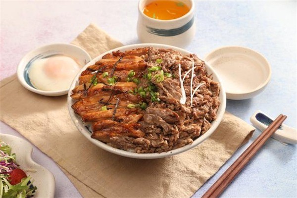 不二拌燜汁燒肉飯加盟