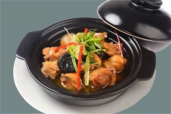 張口福黃燜雞米飯加盟