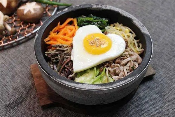 喜達石鍋拌飯加盟