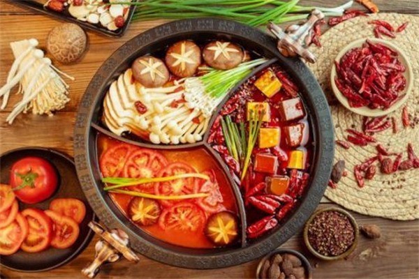 牛真牛鹵味牛肉鍋加盟