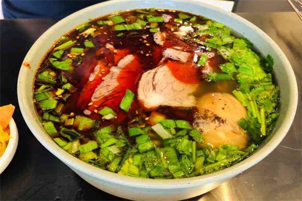臻老板牛肉面加盟