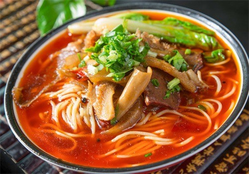 陳黑皮牛雜面加盟