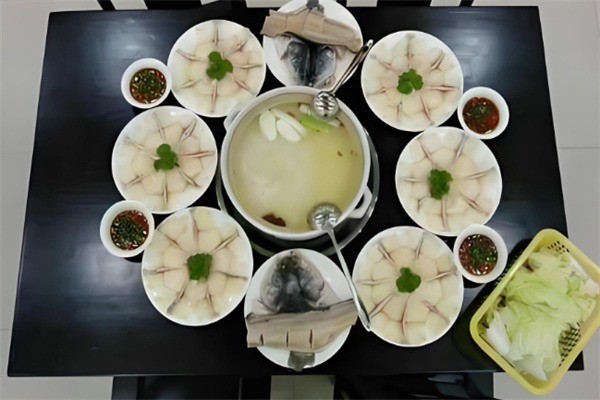 醉江魚生態(tài)魚館加盟