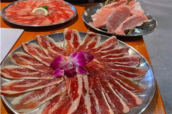 范小野烤肉拌飯加盟