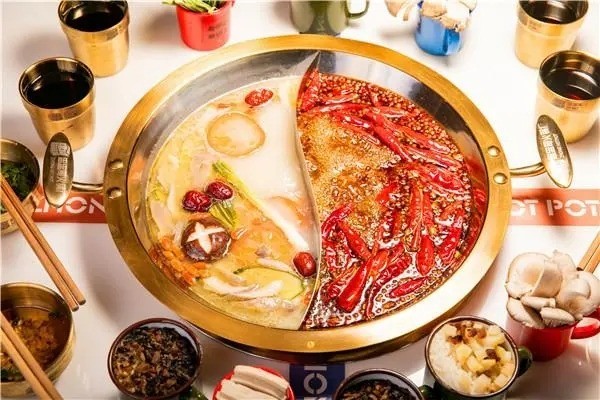 鼎上燒火鍋加盟