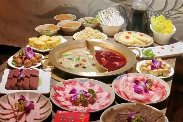 巴渝風火鍋城加盟