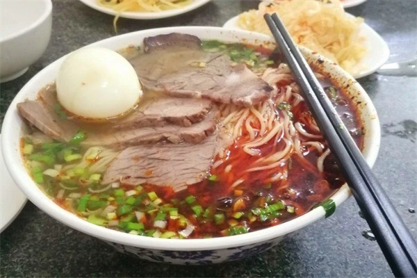 一牛拉面加盟