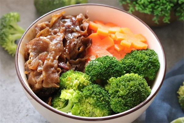 牛家媽媽紅燒牛肉飯加盟
