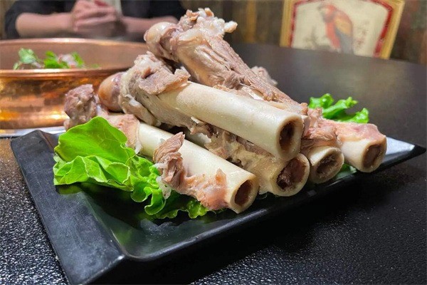 蘇尼特羊肉火鍋加盟