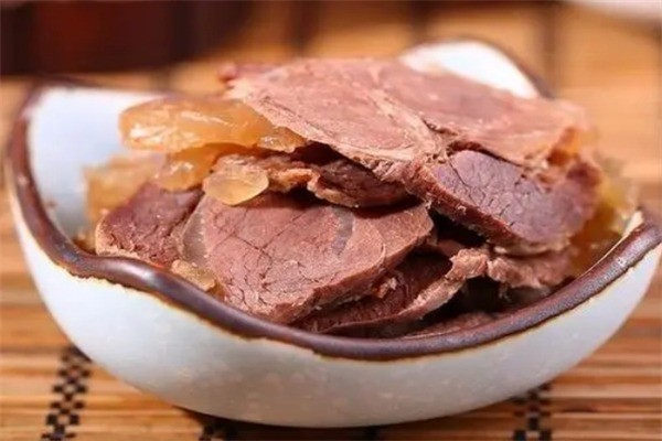 嚼味黃牛肉熟食加盟