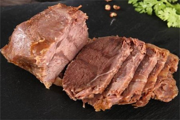 嚼味黃牛肉熟食加盟