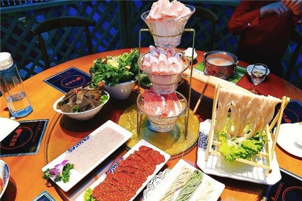 牧味軒鐵鍋羊肉加盟