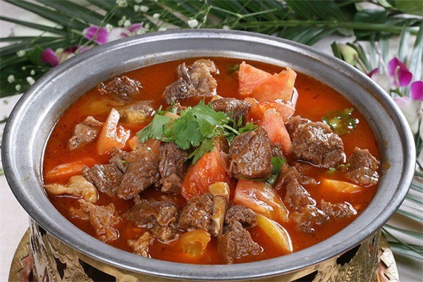 沛牛燉肉加盟