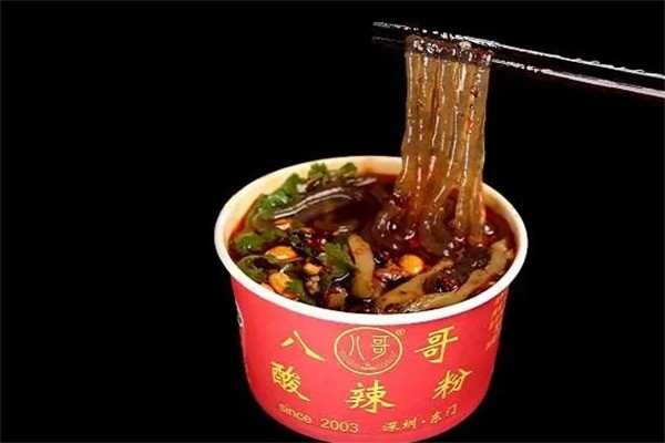 八哥正宗酸辣粉加盟