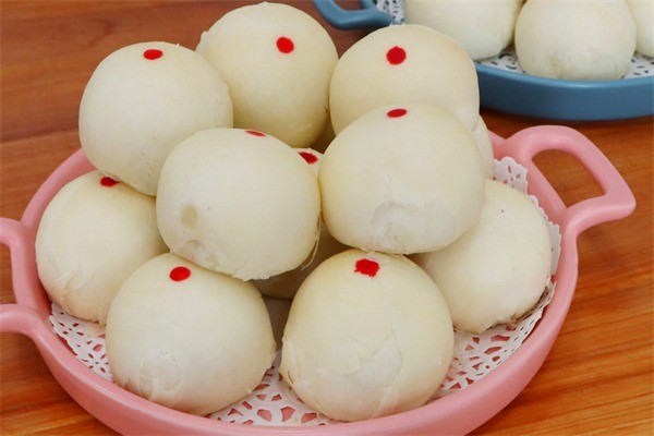 白小酥糕點(diǎn)加盟