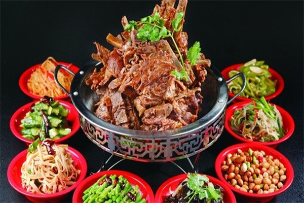 農(nóng)夫大盆骨加盟
