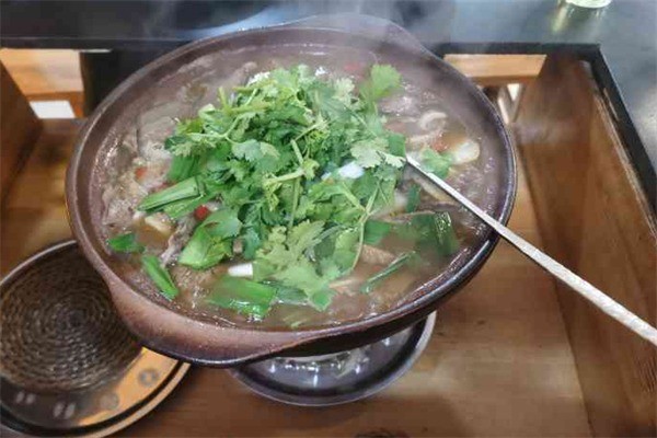 小宇牛雜屋加盟