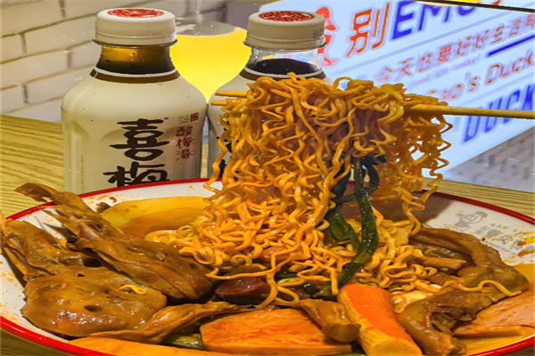 曹鹵熱鹵加盟