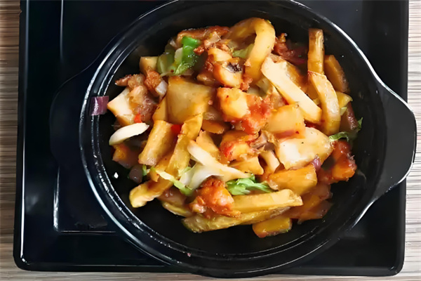 千家惠干鍋煎肉飯加盟