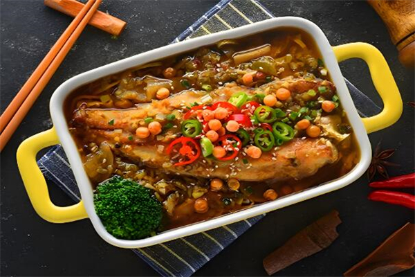 魚谷道烤魚飯加盟