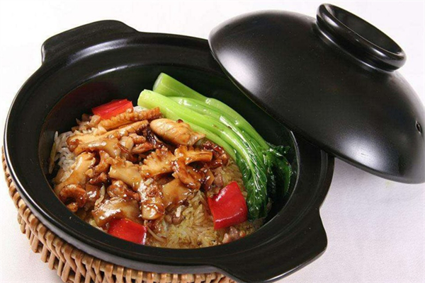 煲樂(lè)香煲仔飯加盟