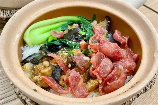 鮮皇煲煲仔飯加盟