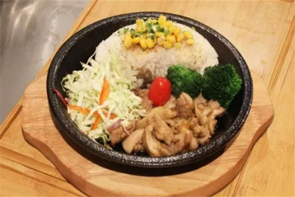 米萌仔煲仔飯加盟