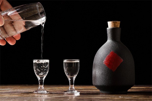 久悅酒業(yè)加盟