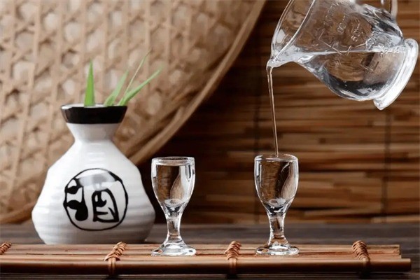 久悅酒業(yè)加盟