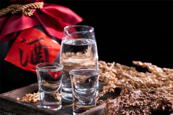 久悅酒業(yè)加盟