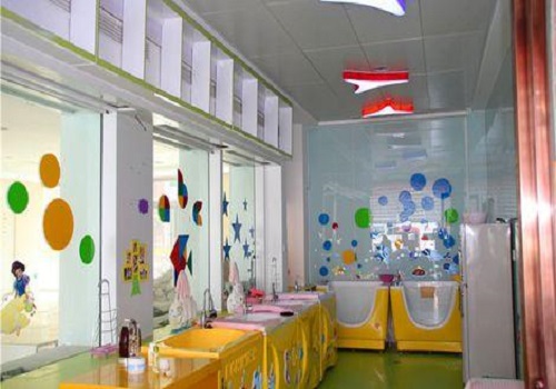 三只青蛙嬰兒游泳館
