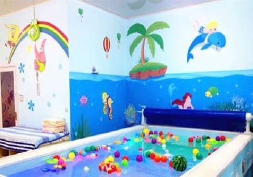海豚貝貝嬰兒游泳館