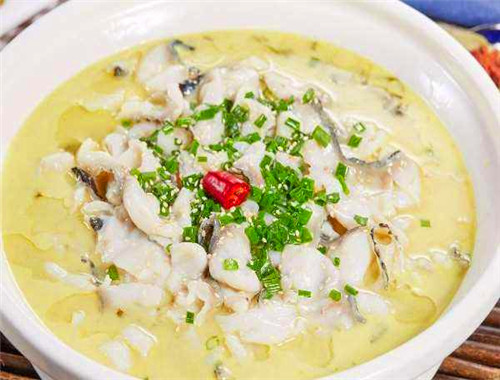 午光食色酸菜魚(yú)米飯