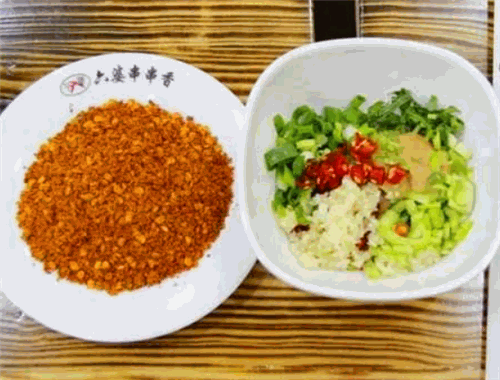 六婆串串香火鍋