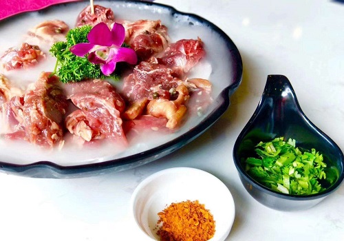 三不牛腩
