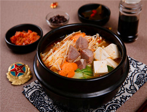 張班長(zhǎng)新派粗糧拌飯