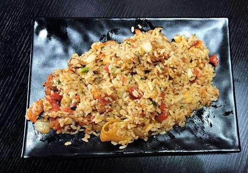 老啪嘰串炒飯