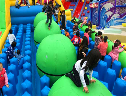 充氣堡兒童樂園