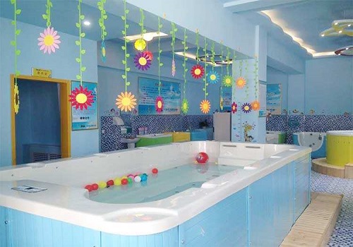 思蜜兒媽媽嬰兒游泳館