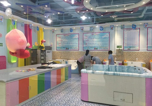 思蜜兒媽媽嬰兒游泳館