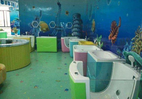 多多愛嬰兒游泳館